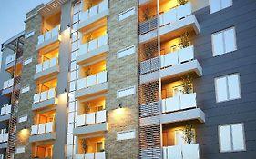 Banana Island Shared Apartment